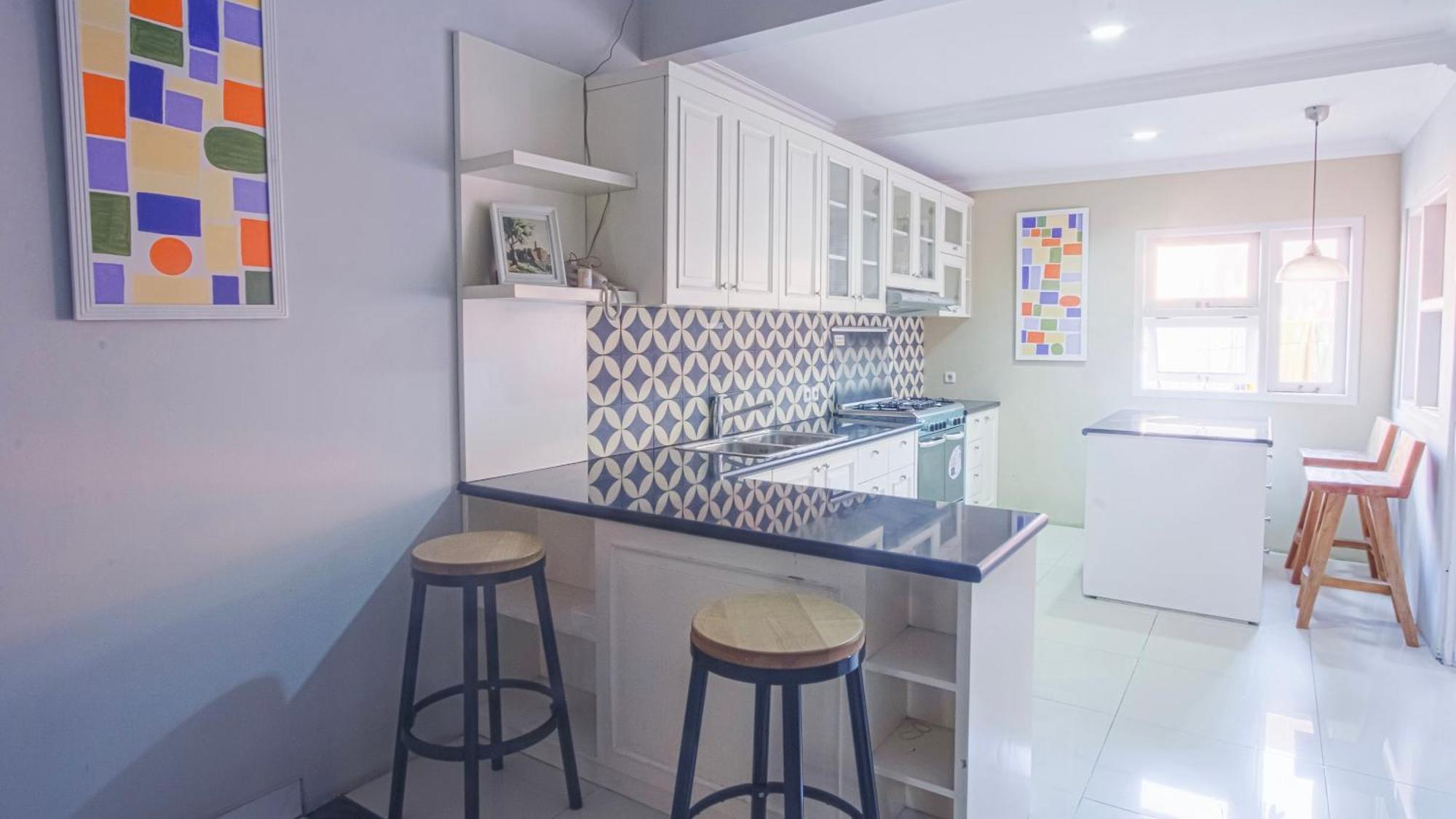Ndalem Sarengat Apartman Yogyakarta Szoba fotó
