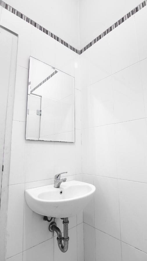 Ndalem Sarengat Apartman Yogyakarta Kültér fotó